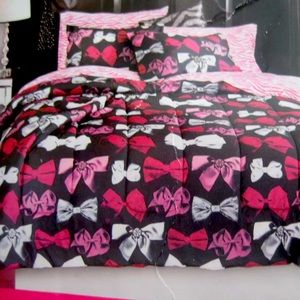 LOOK FOR THIS BEDDING 💔